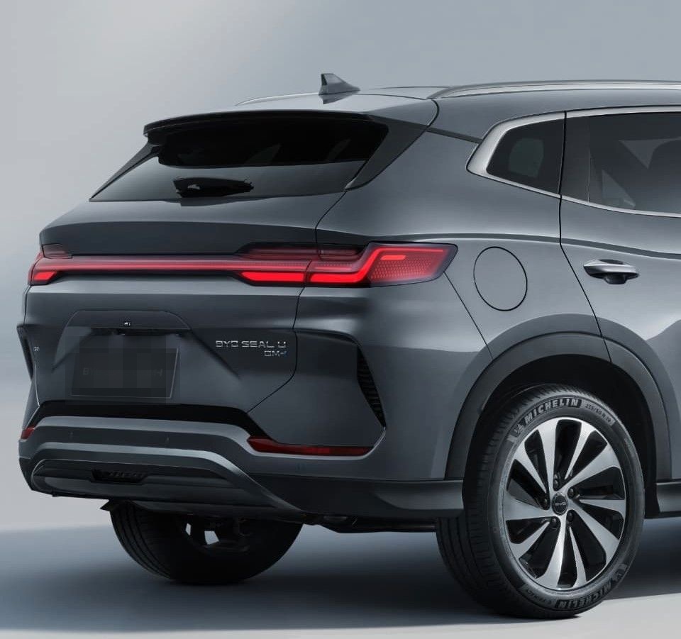 BYD SEAL U DM-i Design* Kamera* Klima*Panoramadach foto 2