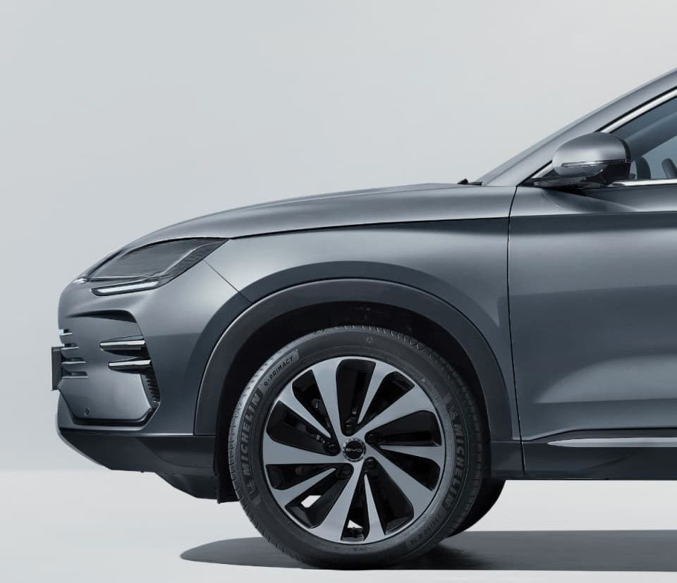 BYD SEAL U DM-i Design* Kamera* Klima*Panoramadach foto 3