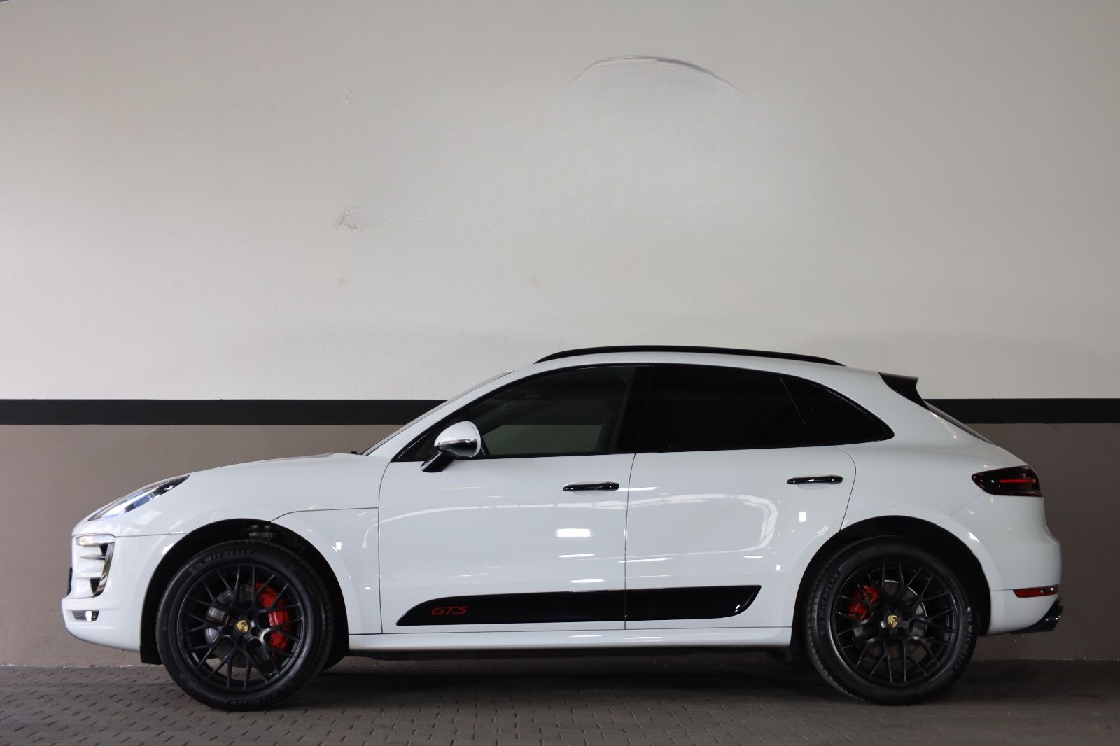 Porsche Macan GTS/PANO/4xSHZ/SBL/LHZ/TOTW/SPUR/BOSÉ/R20 foto 3