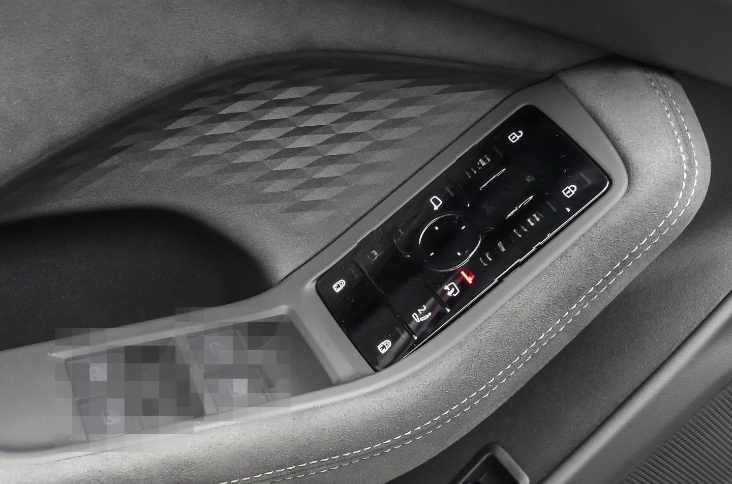 Audi A6 Avant TDI quattro S tronic +BANG&OLUFSEN+PANO foto 22