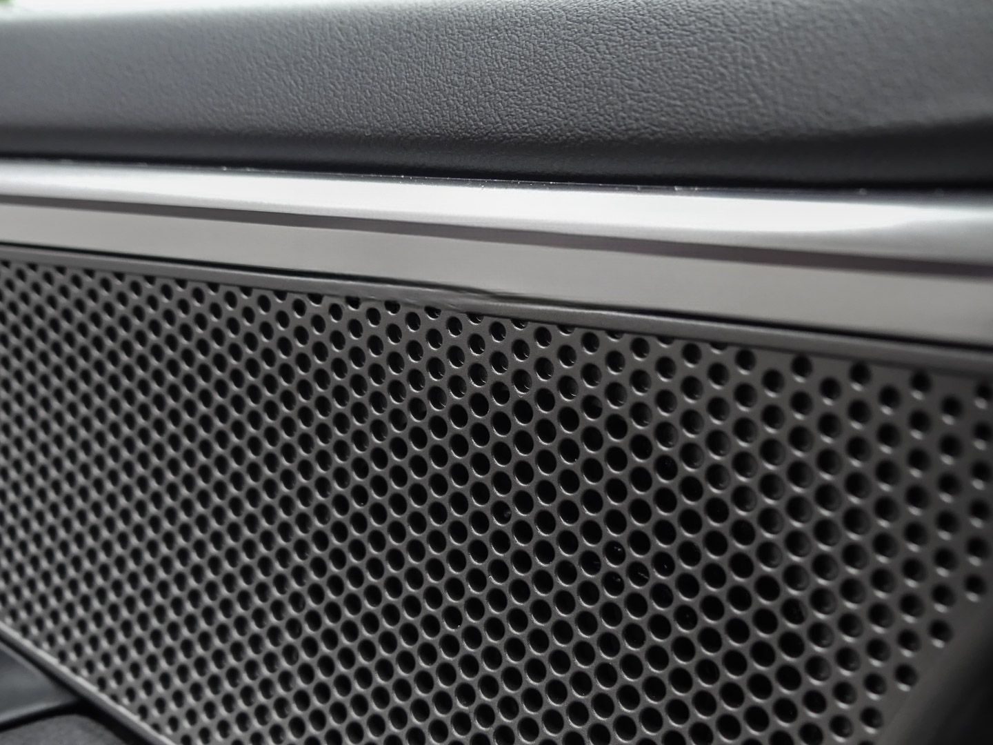 Audi A6 Avant TDI quattro S tronic +BANG&OLUFSEN+PANO foto 23