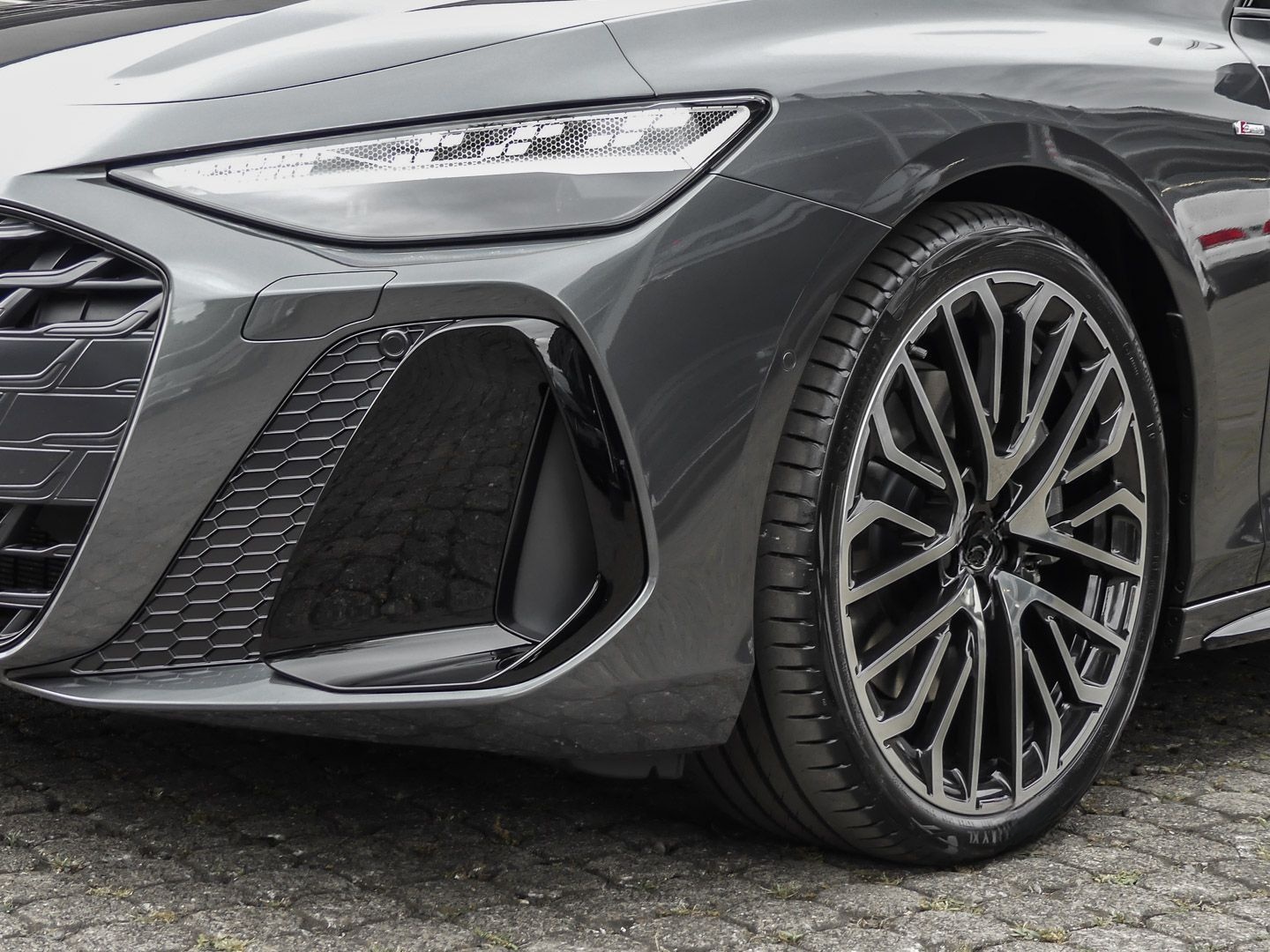 Audi A6 Avant TDI quattro S tronic +BANG&OLUFSEN+PANO foto 7