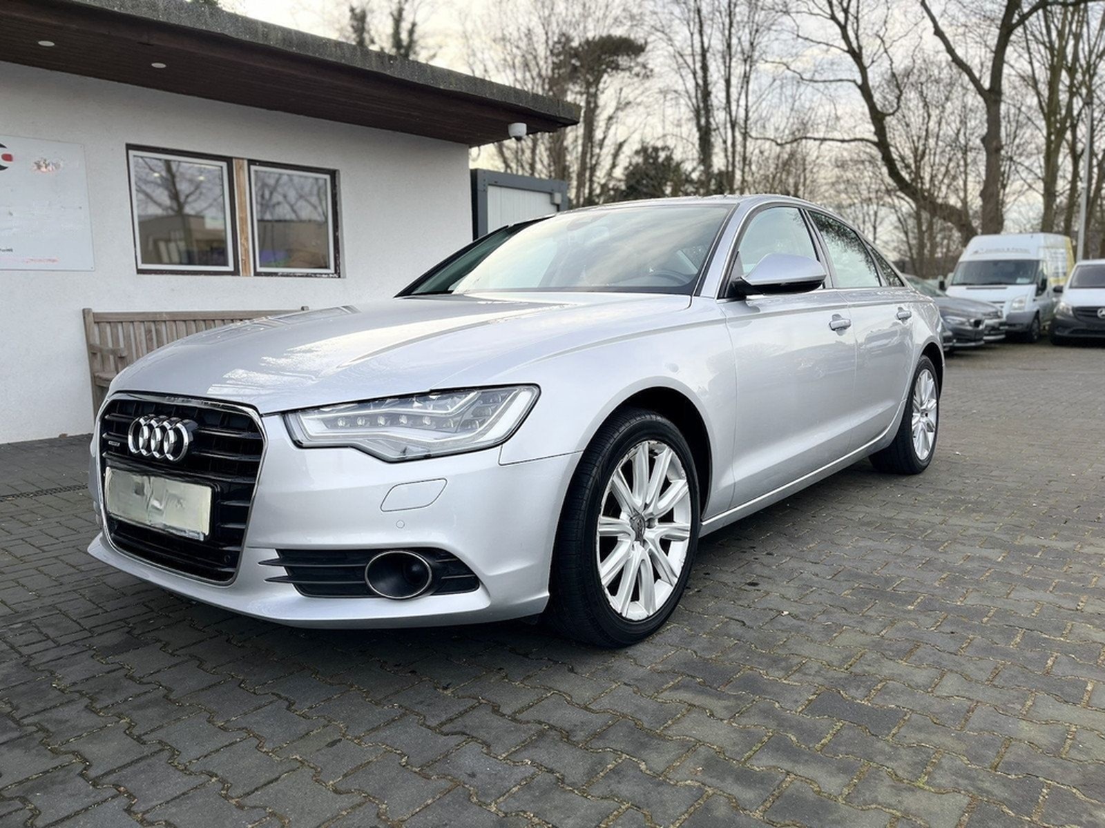 Audi A6 / 45 TDI / quattro / KeylessGo / Matrix foto 8