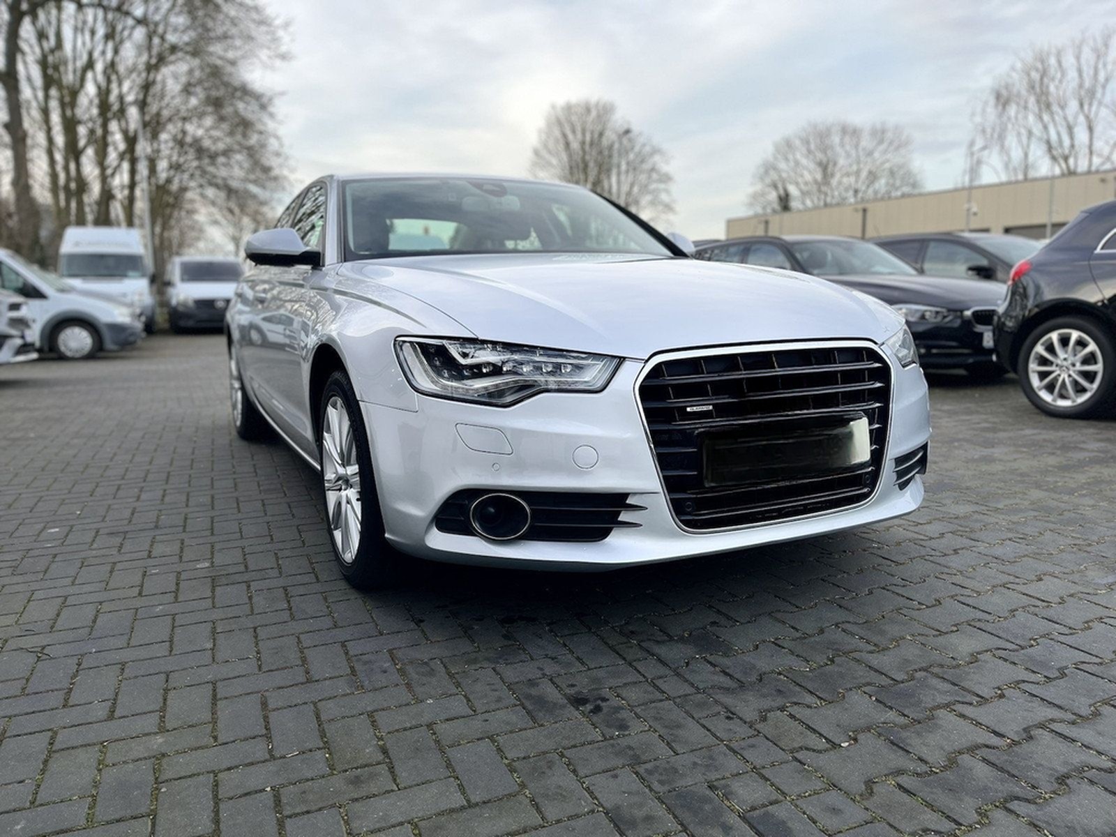 Audi A6 / 45 TDI / quattro / KeylessGo / Matrix foto 9