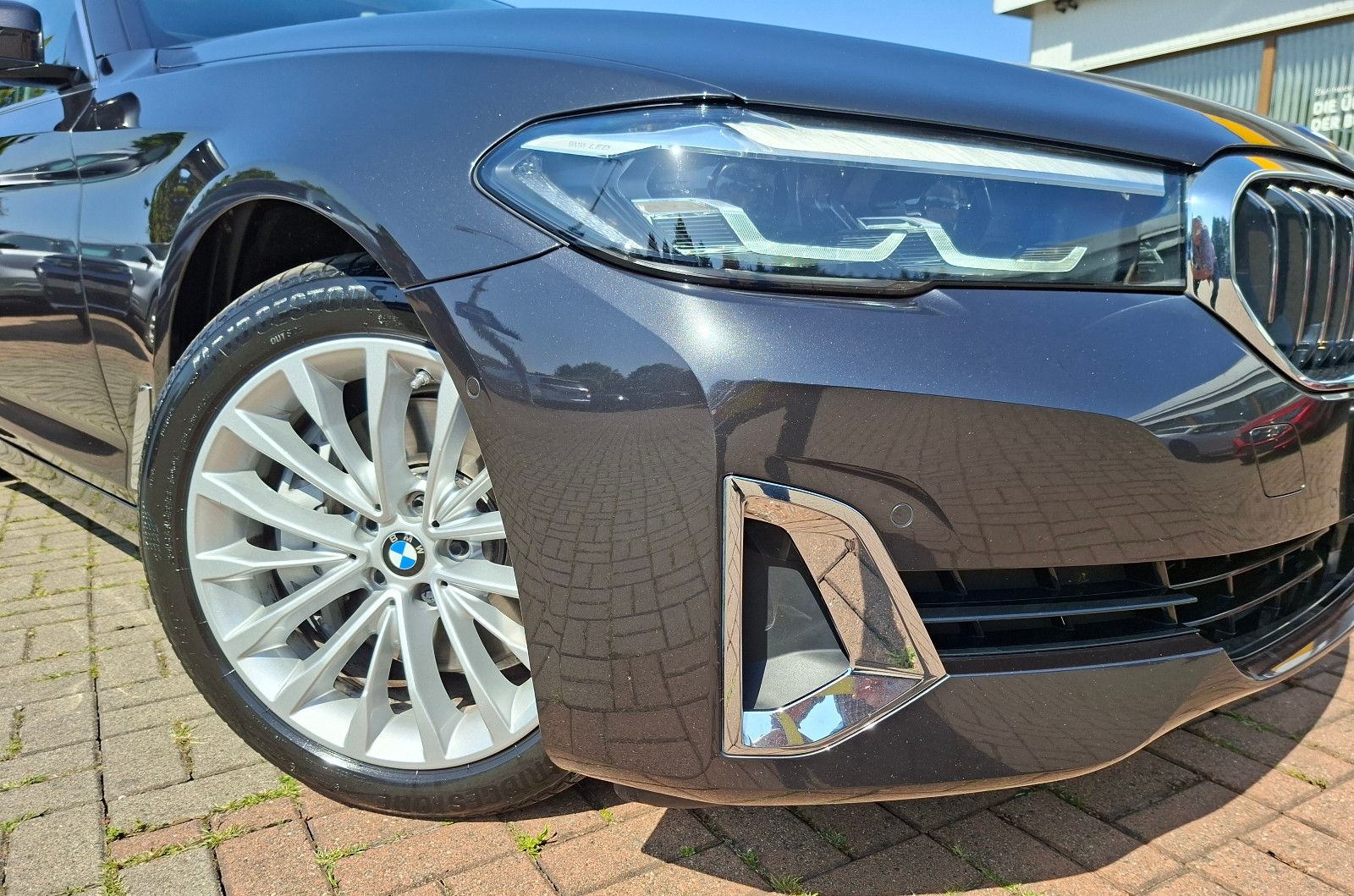 BMW Touring 530d xDrive LuxuryLine+HEAD-UP+STD-HEIZ+ foto 2