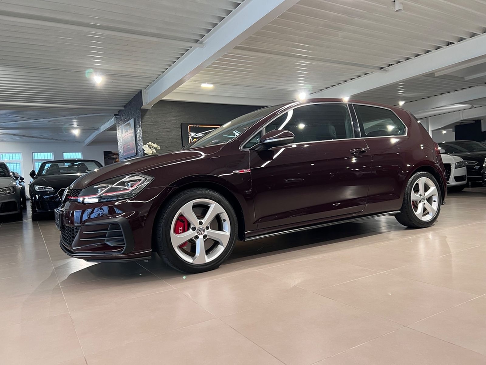 Volkswagen Golf 2.0 TSI DSG GTI Performance AHK PANO LEDER foto 13