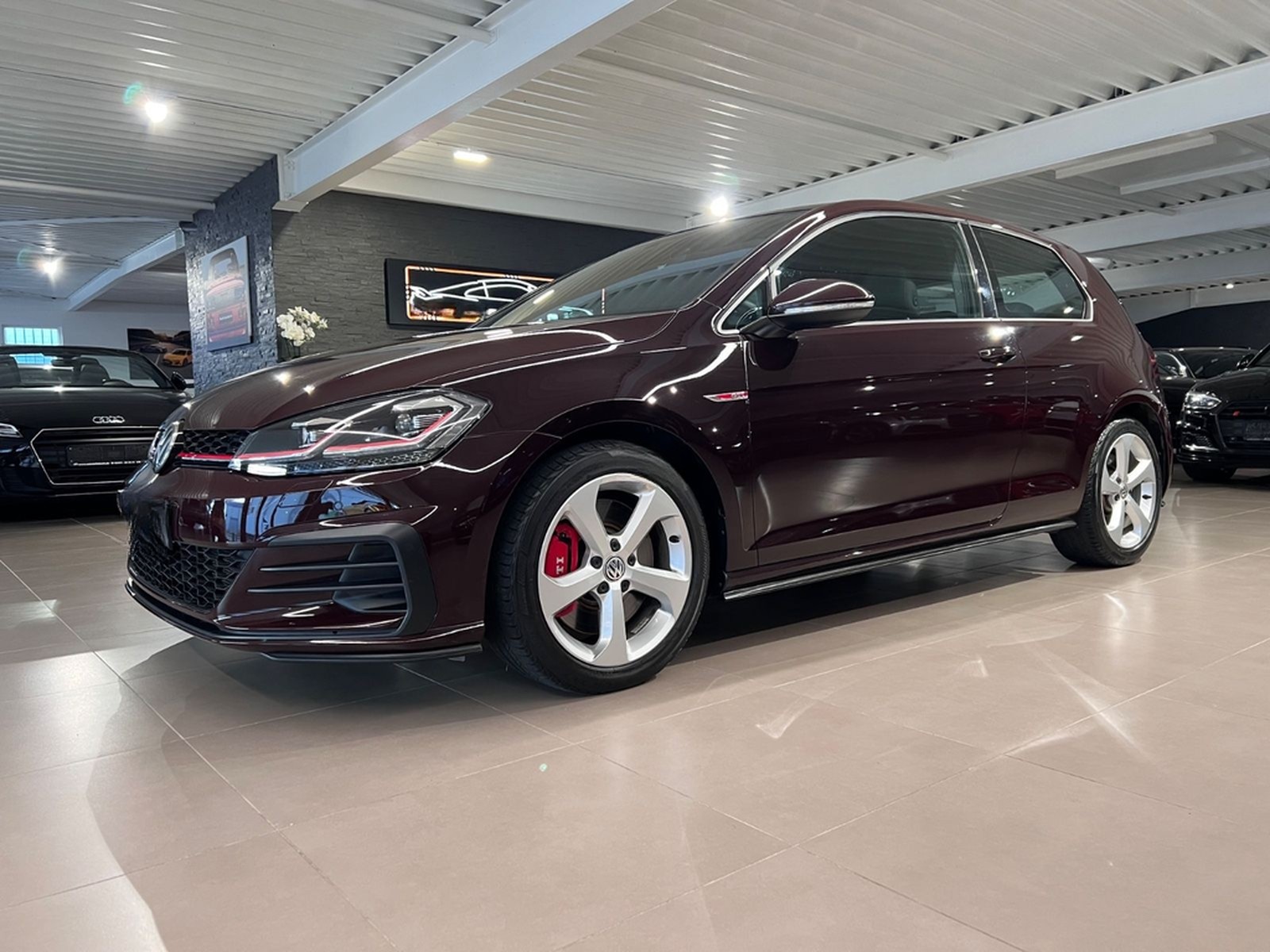 Volkswagen Golf 2.0 TSI DSG GTI Performance AHK PANO LEDER foto 3
