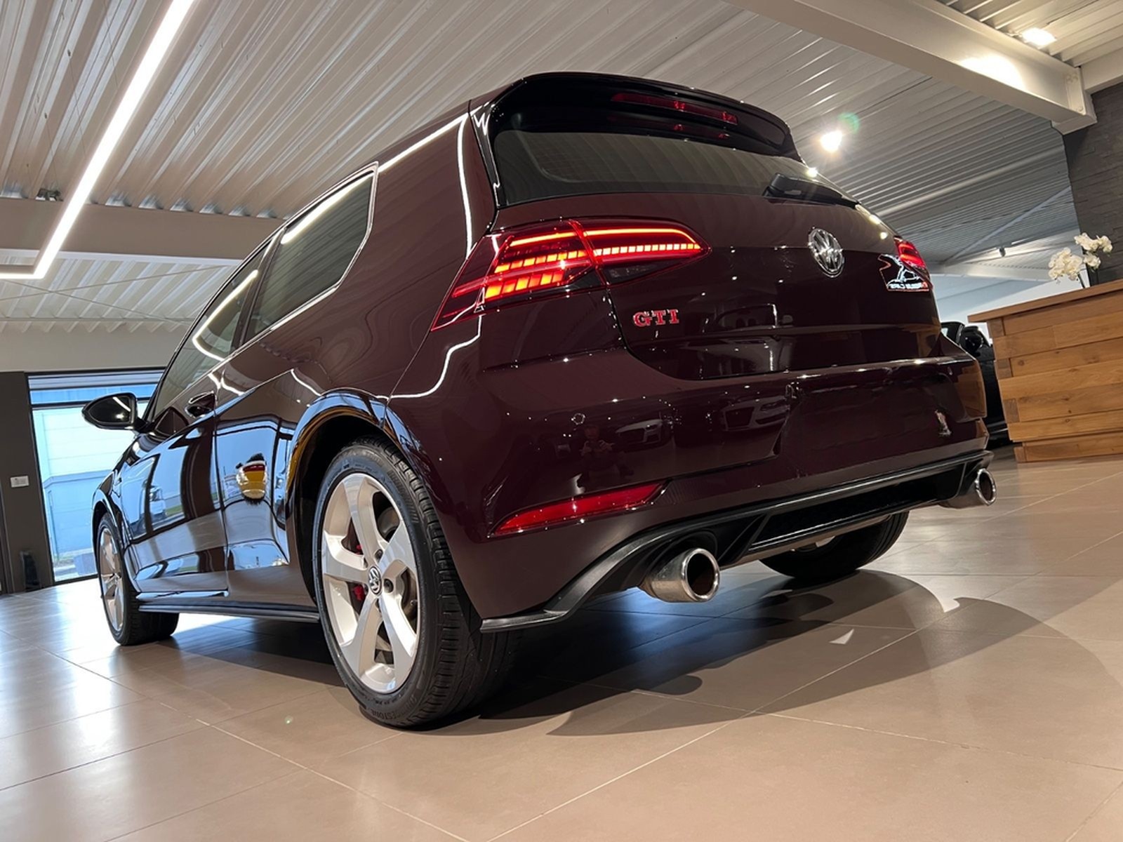Volkswagen Golf 2.0 TSI DSG GTI Performance AHK PANO LEDER foto 6