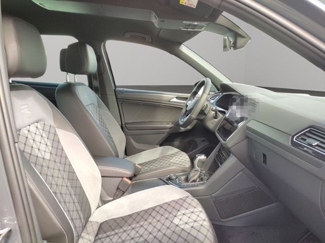 Volkswagen Tiguan R-Line 2.0 TDI DSG 4Motion foto 16