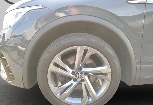 Volkswagen Tiguan R-Line 2.0 TDI DSG 4Motion foto 20