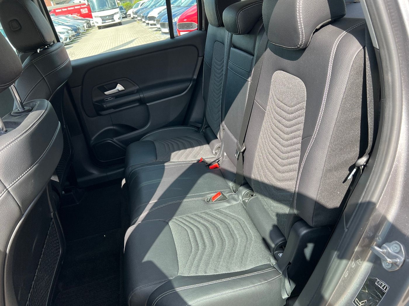 Mercedes-Benz GLB 220d Style *LED Navi Leder Sitzh. DAB Park* foto 14