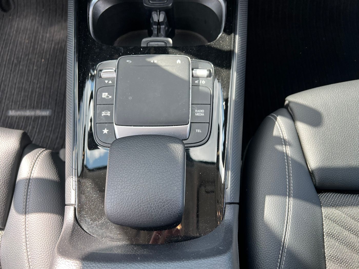 Mercedes-Benz GLB 220d Style *LED Navi Leder Sitzh. DAB Park* foto 24