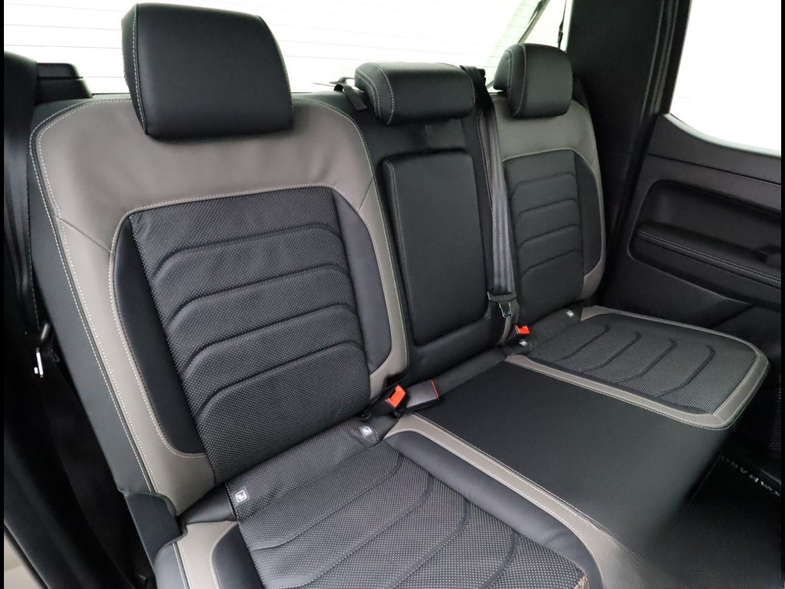 Volkswagen AMAROK DC STYLE 3.0 TDI 4MOTION 10-GANG Navi LED foto 8
