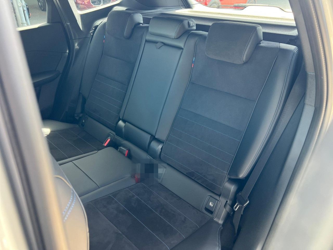BMW X1 xDrive 20dA M SPORT LiveCo,AdLED,AHK,Kamera foto 15