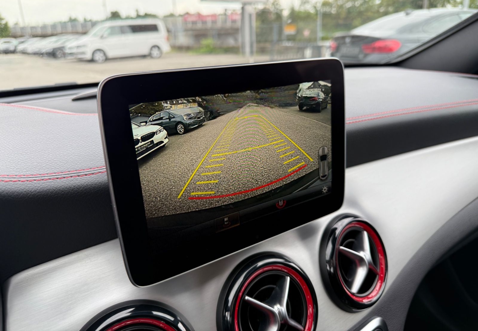 Mercedes-Benz CLA 45 AMG 4Matic PANO / KAMERA / PERF-AUSPUFF foto 12