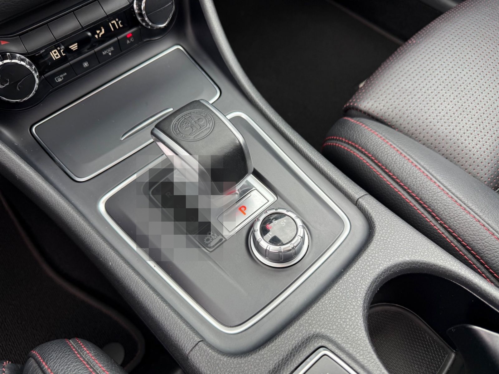 Mercedes-Benz CLA 45 AMG 4Matic PANO / KAMERA / PERF-AUSPUFF foto 14