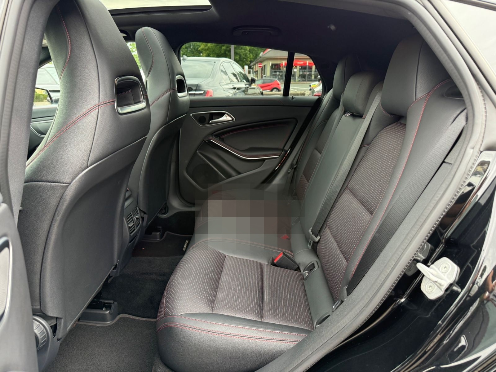 Mercedes-Benz CLA 45 AMG 4Matic PANO / KAMERA / PERF-AUSPUFF foto 17