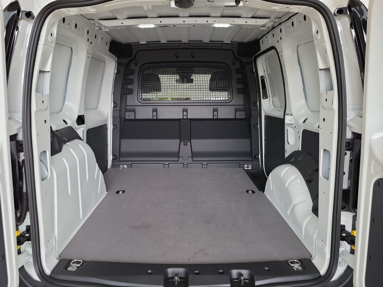 Volkswagen Caddy Cargo 1.5 TSI  Kamera PDC Tempo Klima foto 11