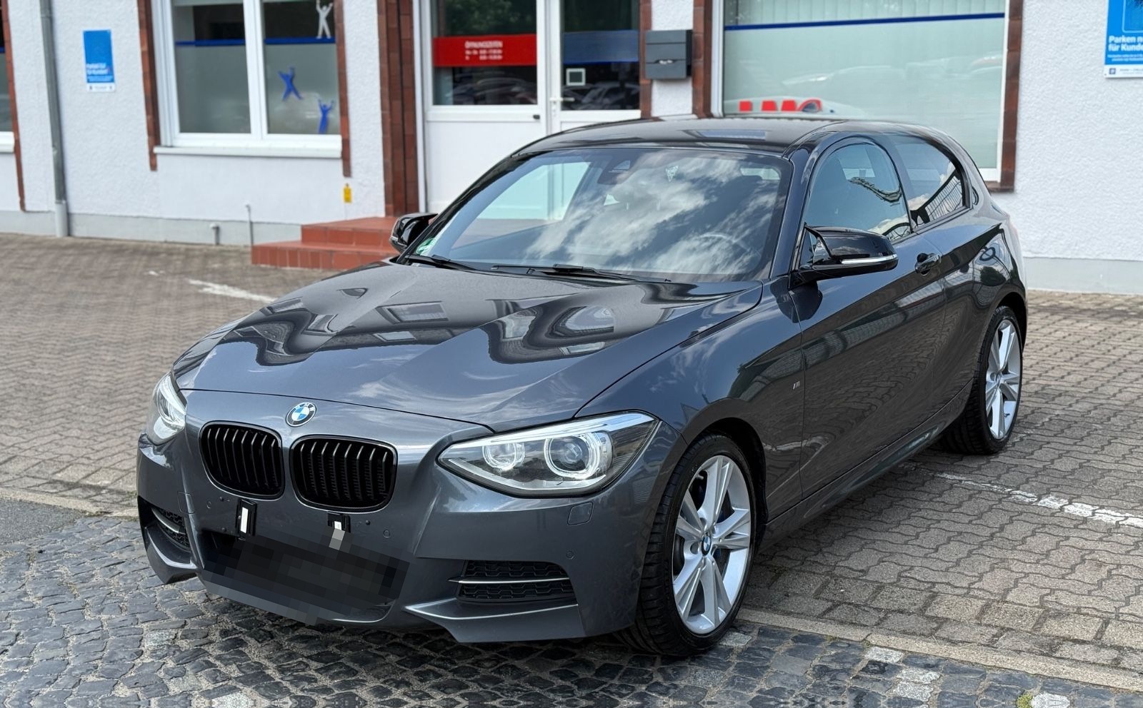BMW M135 i xDrive M-PAKET/TÜV NEU/TOP ZUSTAND foto 11