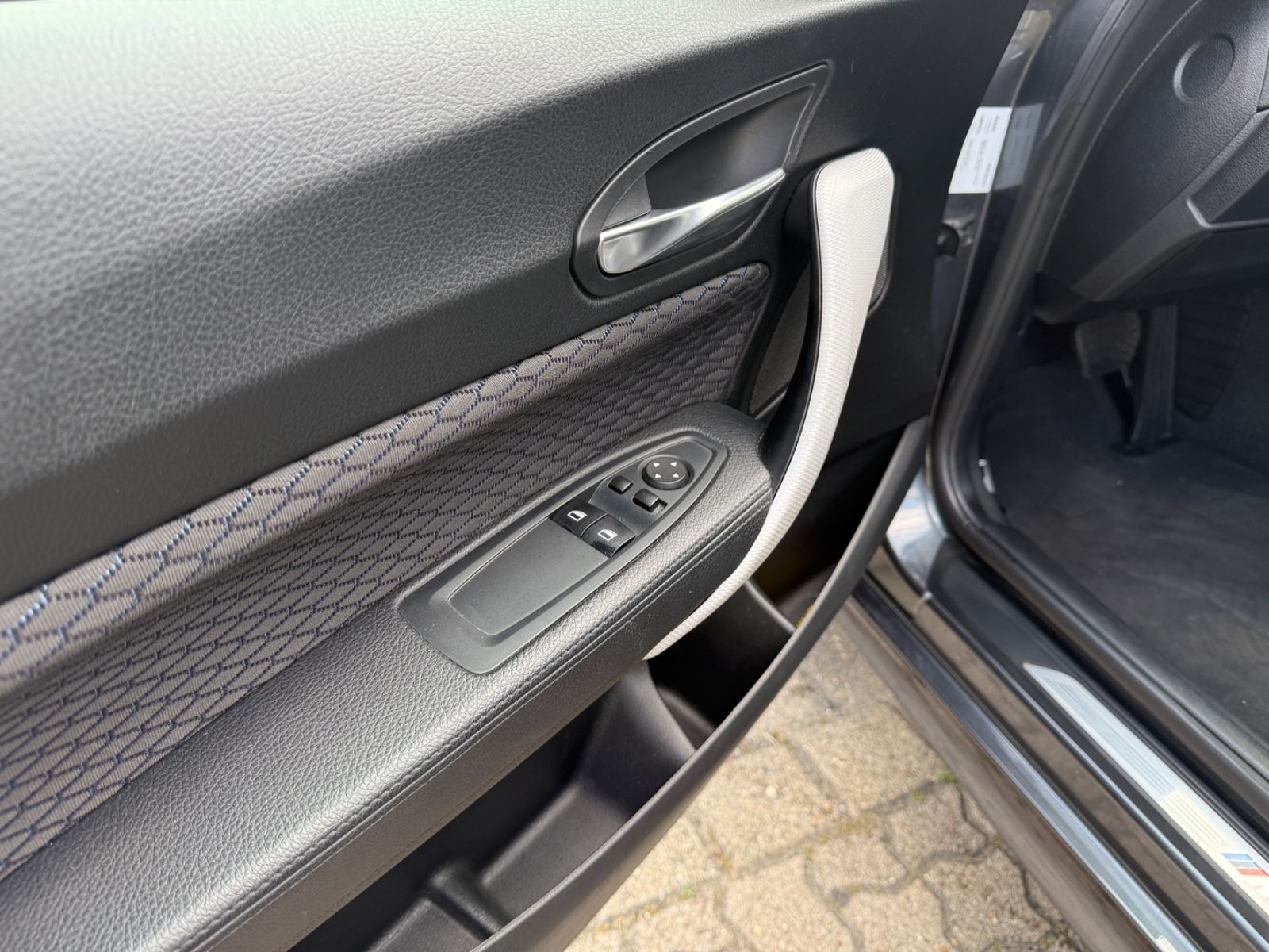BMW M135 i xDrive M-PAKET/TÜV NEU/TOP ZUSTAND foto 31