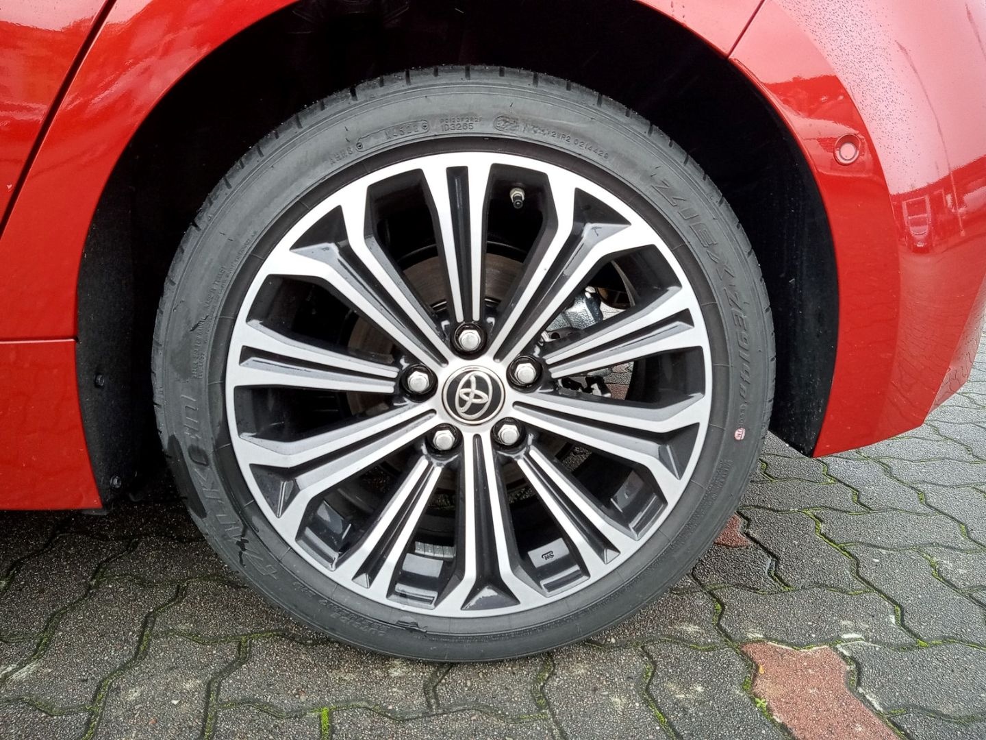 Toyota Corolla 1.8 Team D PDCv+h, LED, KAM SHZ ASS ACC  foto 14
