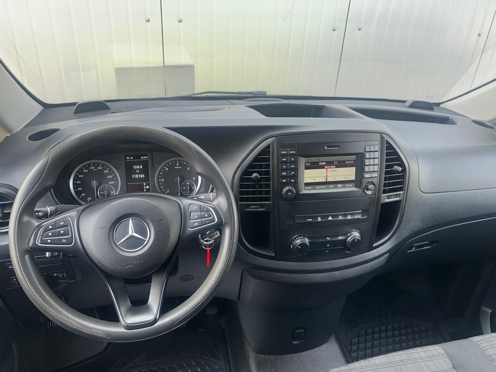 Mercedes-Benz Vito 114 LANG AUTOMATIK WEBASTO KAMERA AHK 3SITZ foto 13
