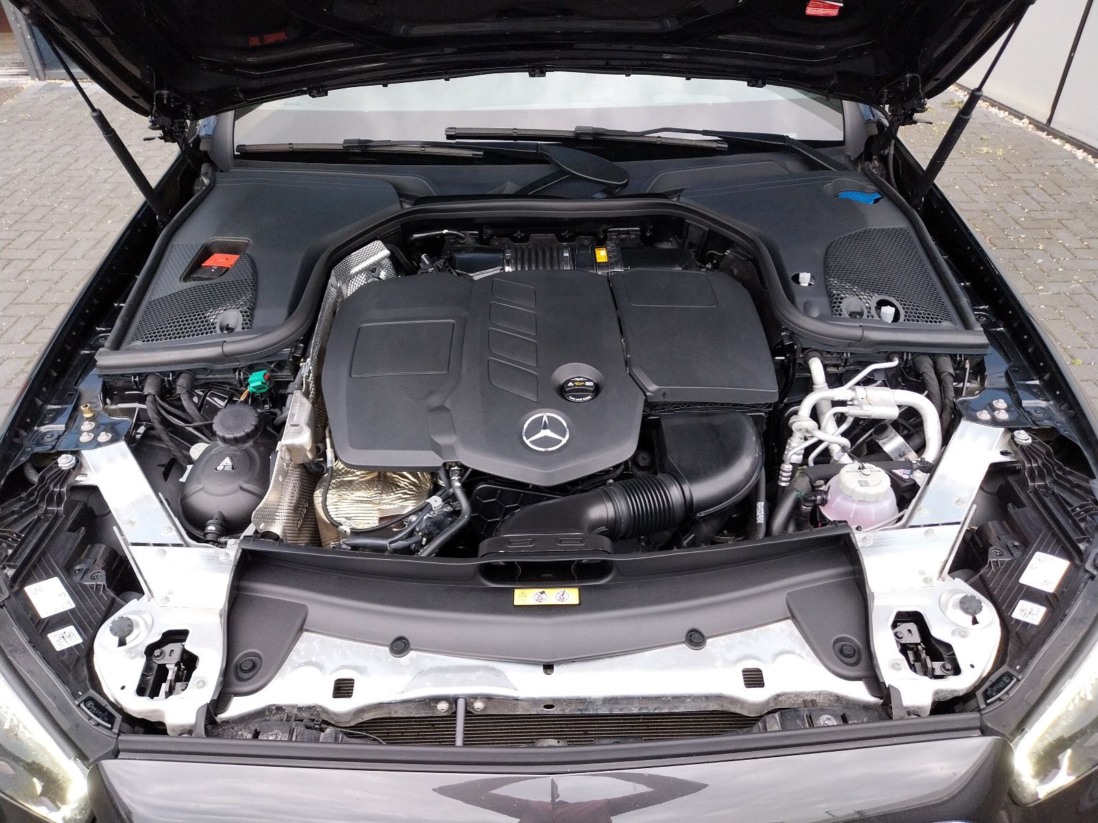 Mercedes-Benz E 300 E -Klasse T-Mod. E 300 de 4Matic Avantgard foto 10