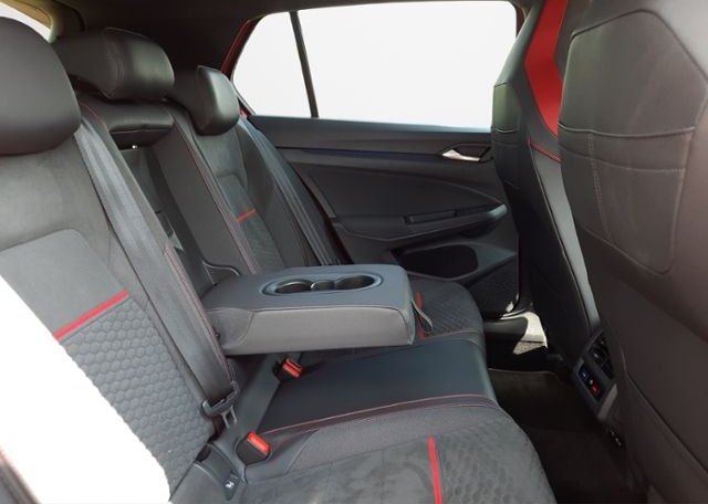 Volkswagen Golf VIII GTI Clubsport Matrix/HUD/Kessy/Kamera foto 16