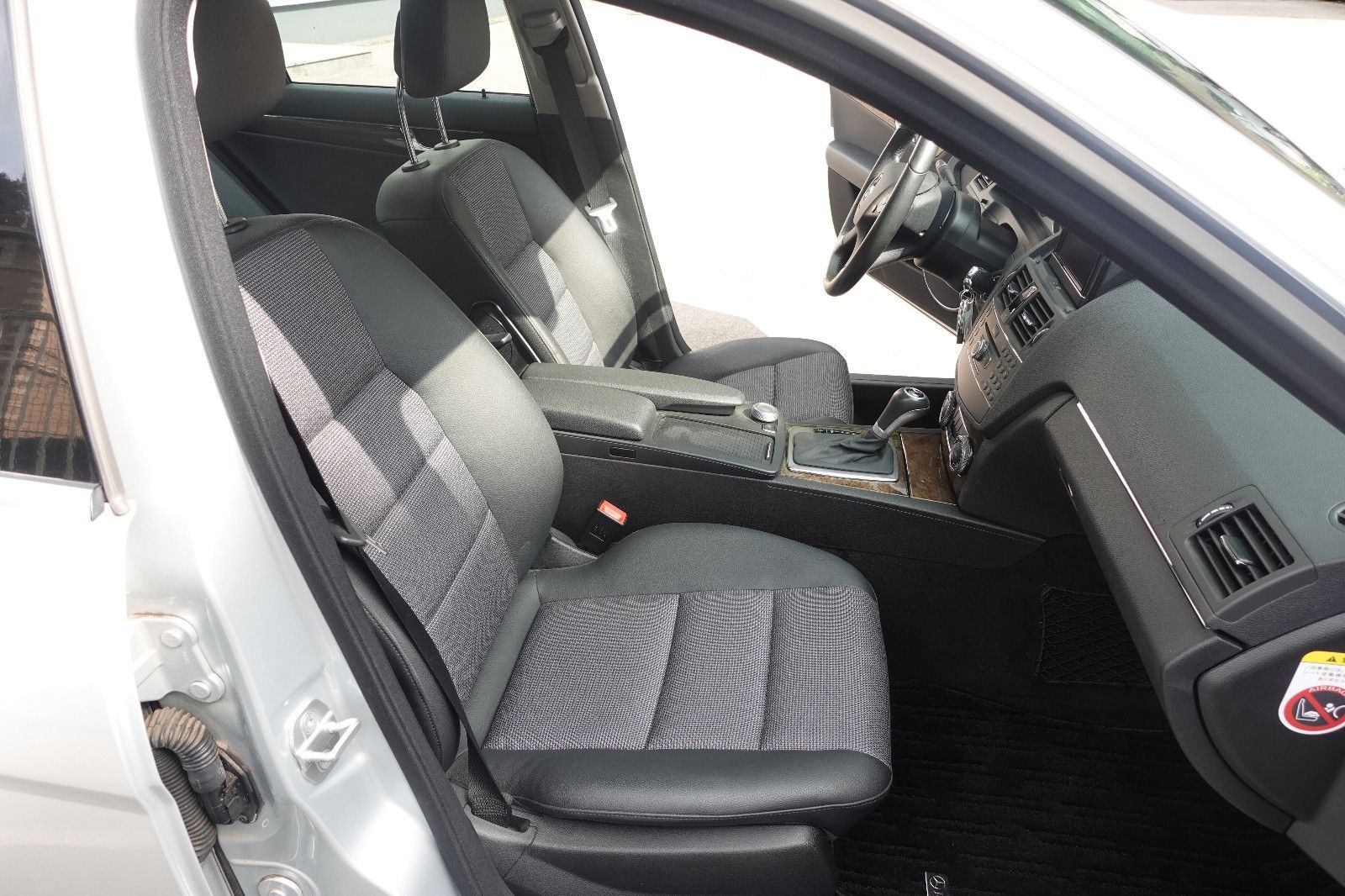 Mercedes-Benz C 230 V6 W204 Avantgarde Automatik 7-Gang Comand foto 11