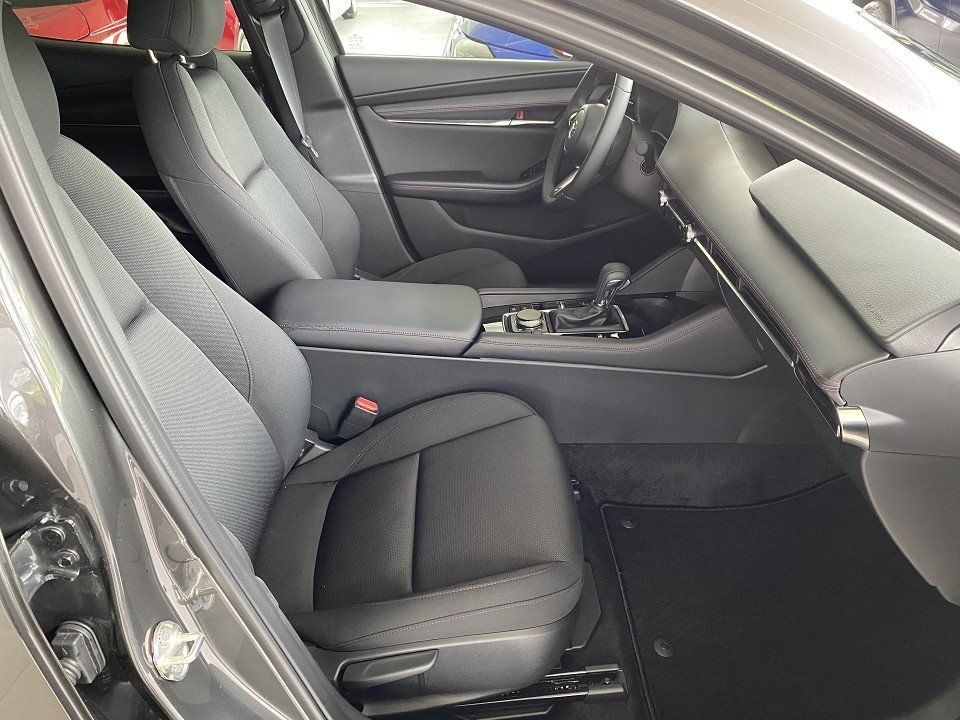 Mazda 3 2.0 X Homura AUTOMATIK PDC, Log-in, Head-up, K foto 5