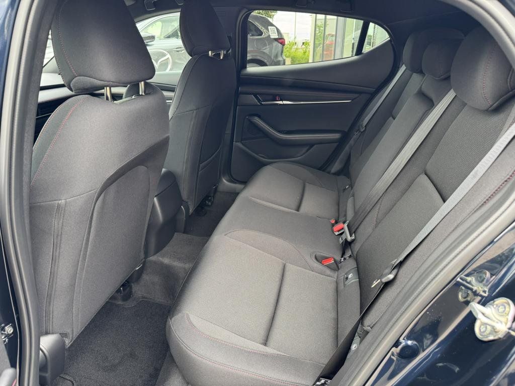 Mazda 3 2.5L e-SKYACTIV G 140ps 6AT FWD Homura foto 14