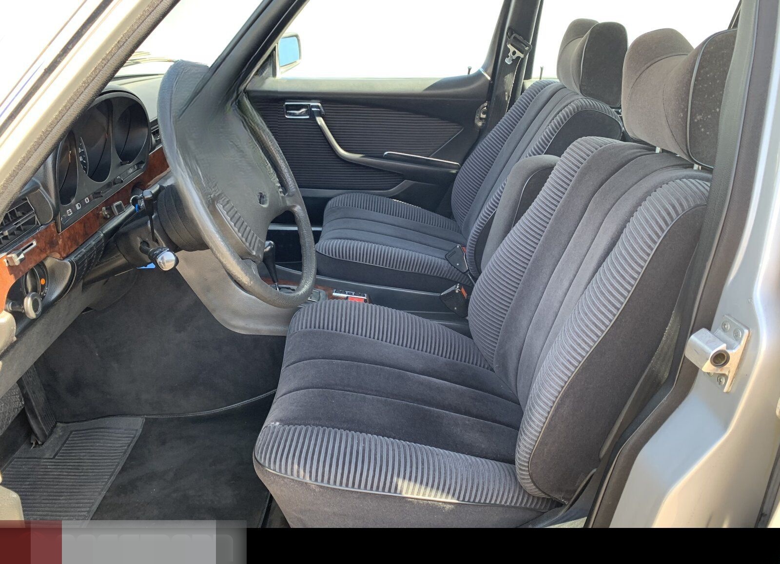 Mercedes-Benz 450 SEL 6.9 Limousine W116, mehrfach VORHANDEN! foto 9