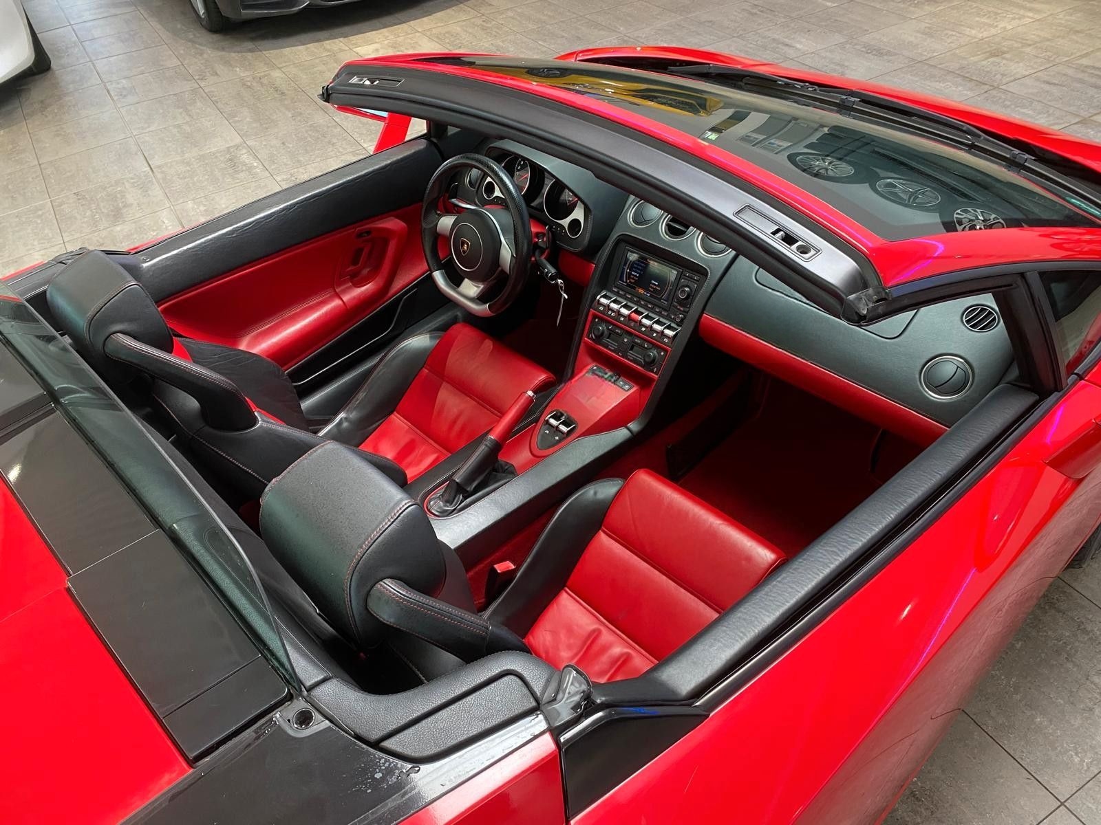 Lamborghini Gallardo LP560-4 Spyder E-Gear*Garantie* foto 3