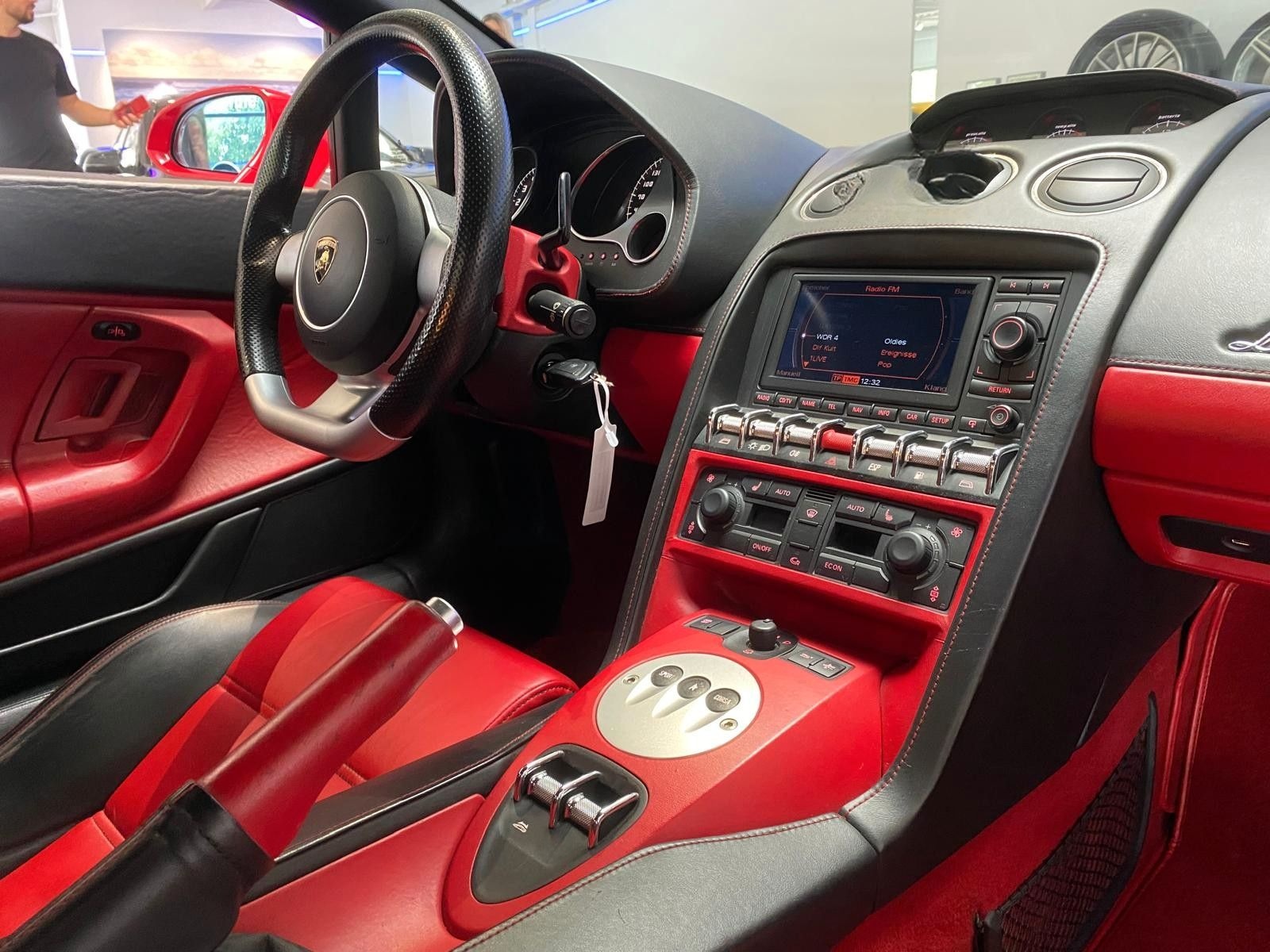Lamborghini Gallardo LP560-4 Spyder E-Gear*Garantie* foto 4