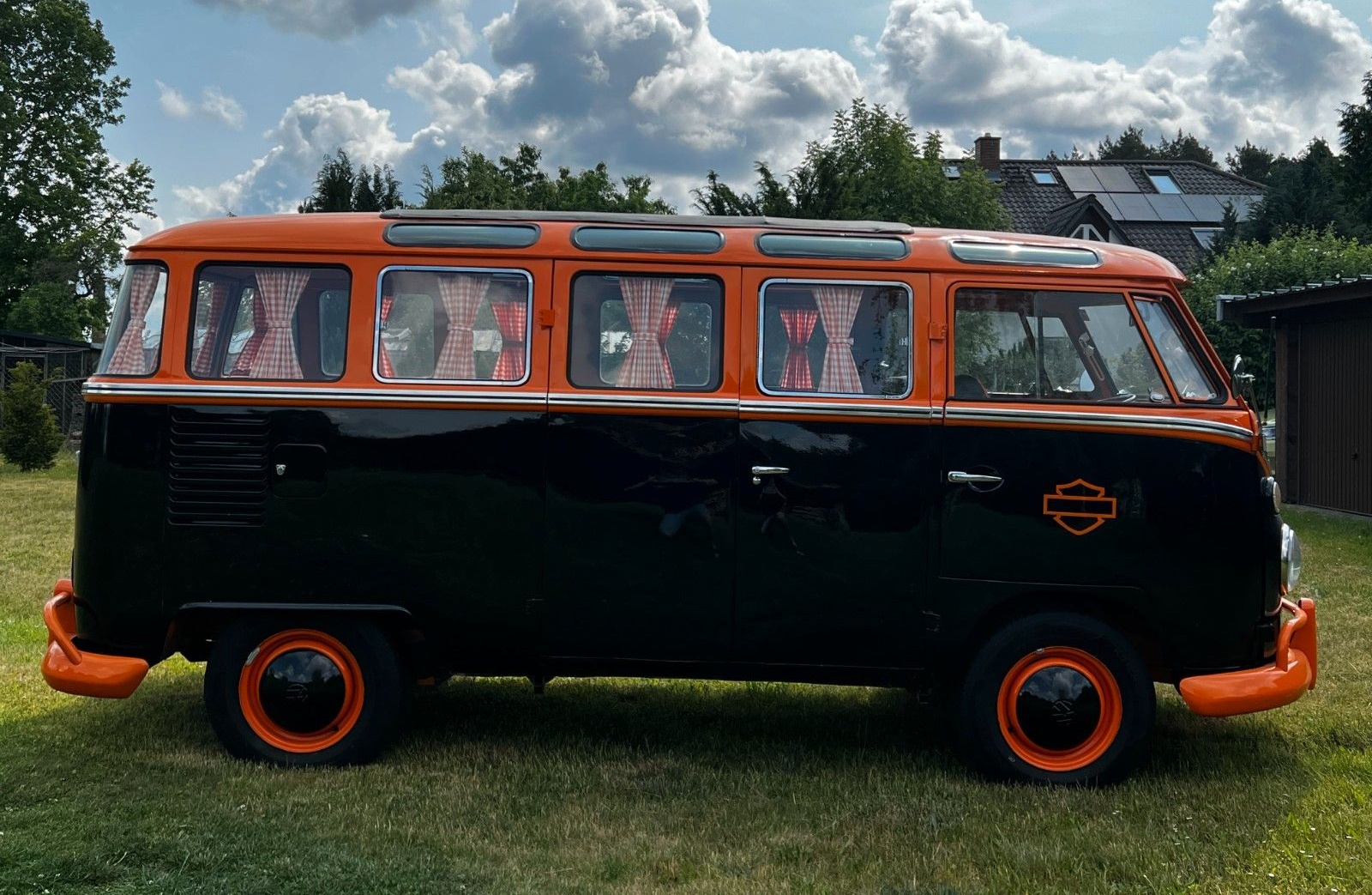 Volkswagen T1 SAMBA SAFARI *RESTAURIERT*HARLEY-DAVIDSON* foto 4