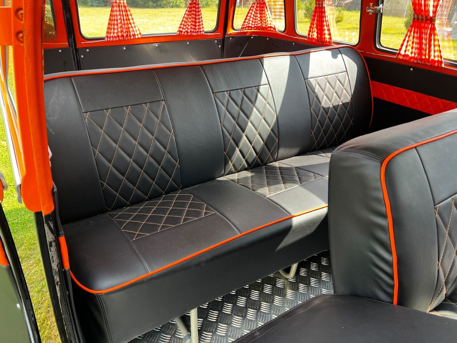 Volkswagen T1 SAMBA SAFARI *RESTAURIERT*HARLEY-DAVIDSON* foto 10