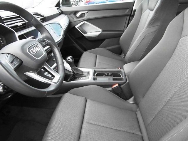 Audi Q3 35 TFSI Sportback Basis Klima Navi foto 7