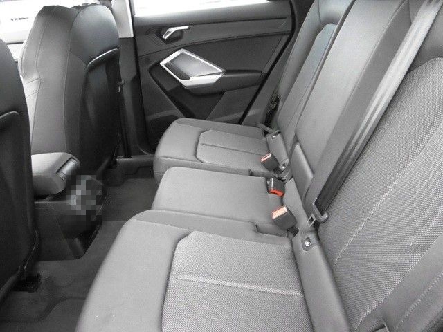Audi Q3 35 TFSI Sportback Basis Klima Navi foto 8