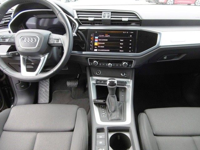 Audi Q3 35 TFSI Sportback Basis Klima Navi foto 9