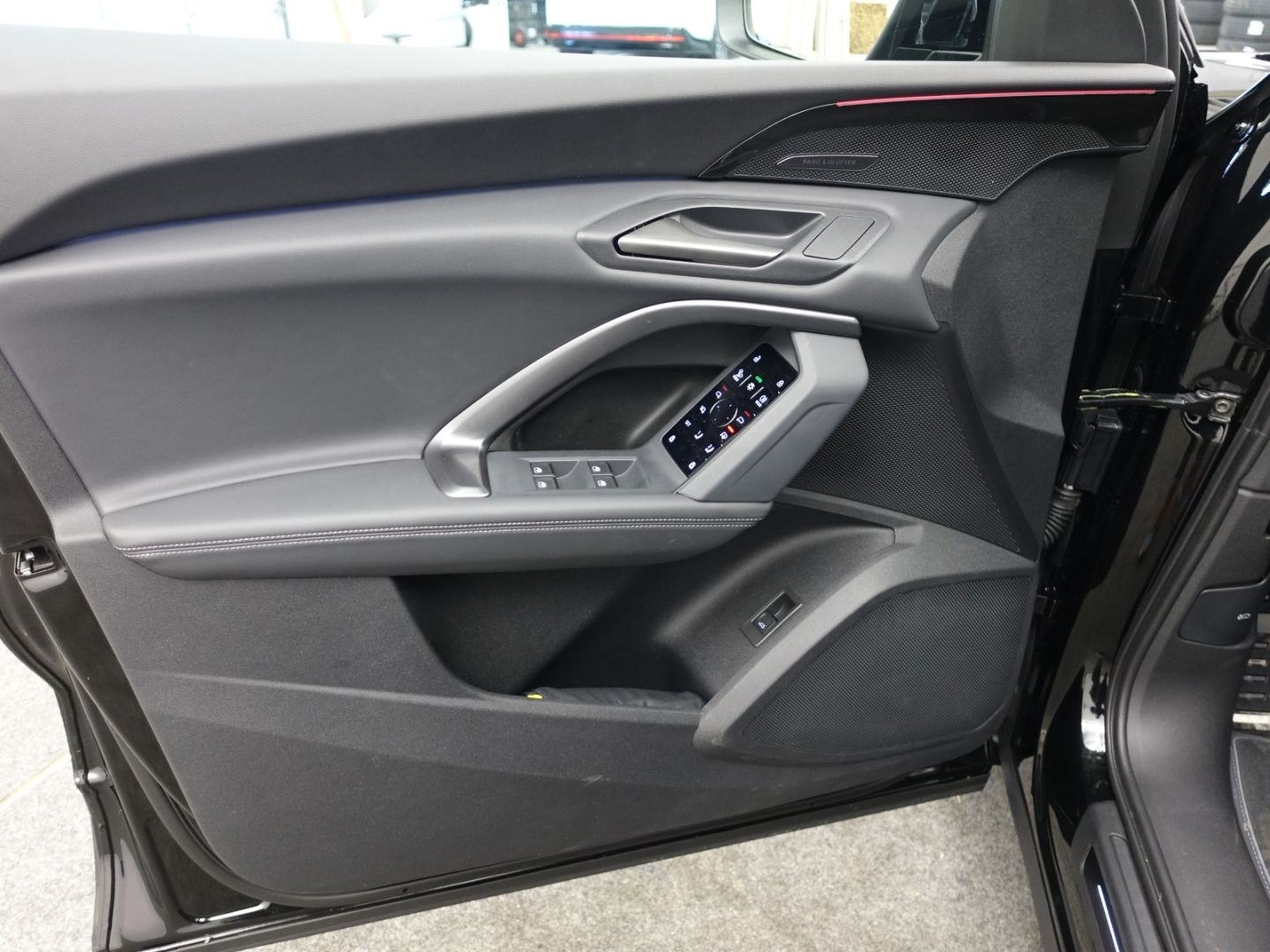 Audi Q5 2.0 TDI quattro s-tronic edition one s-line T foto 21
