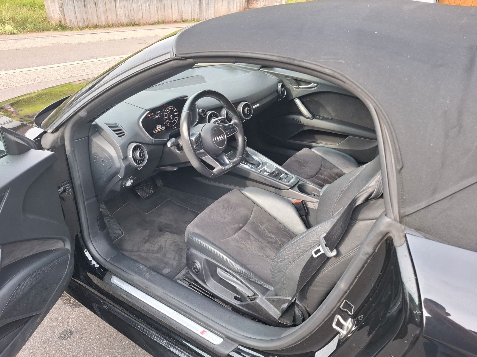 Audi TT Roadster 2.0 TFSI S Line S tronic foto 17