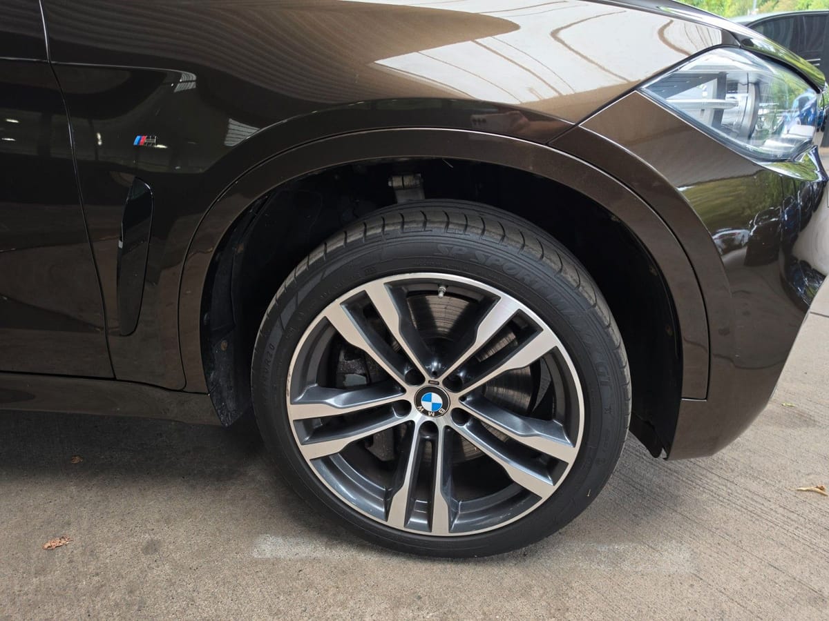 BMW X6 M50d Individual Head-Up/Soft-Close/LEDER/20" foto 12