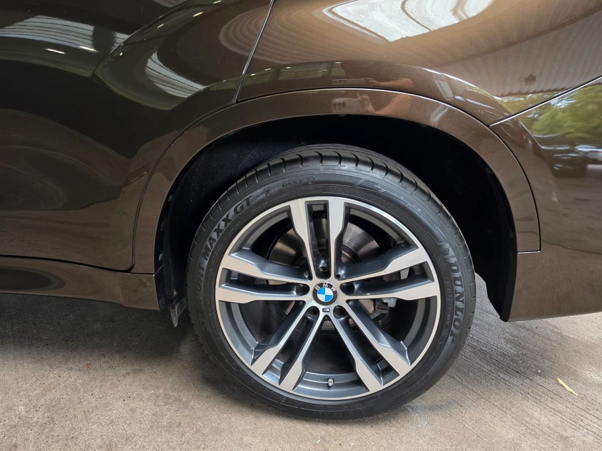BMW X6 M50d Individual Head-Up/Soft-Close/LEDER/20" foto 24