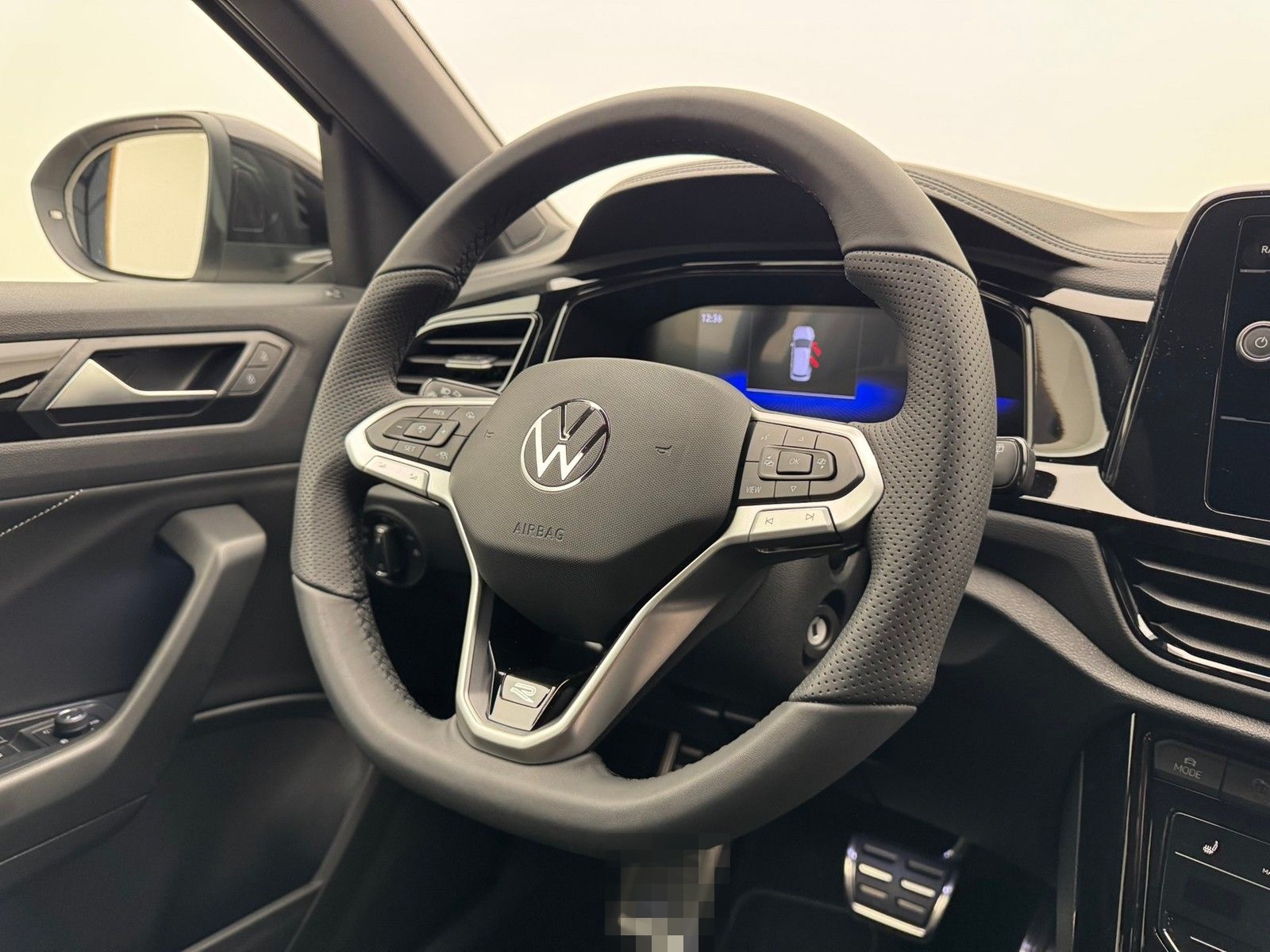 Volkswagen T-Roc 1.5 TSI DSG R-Line BlackBusiness IQ.Drive foto 6