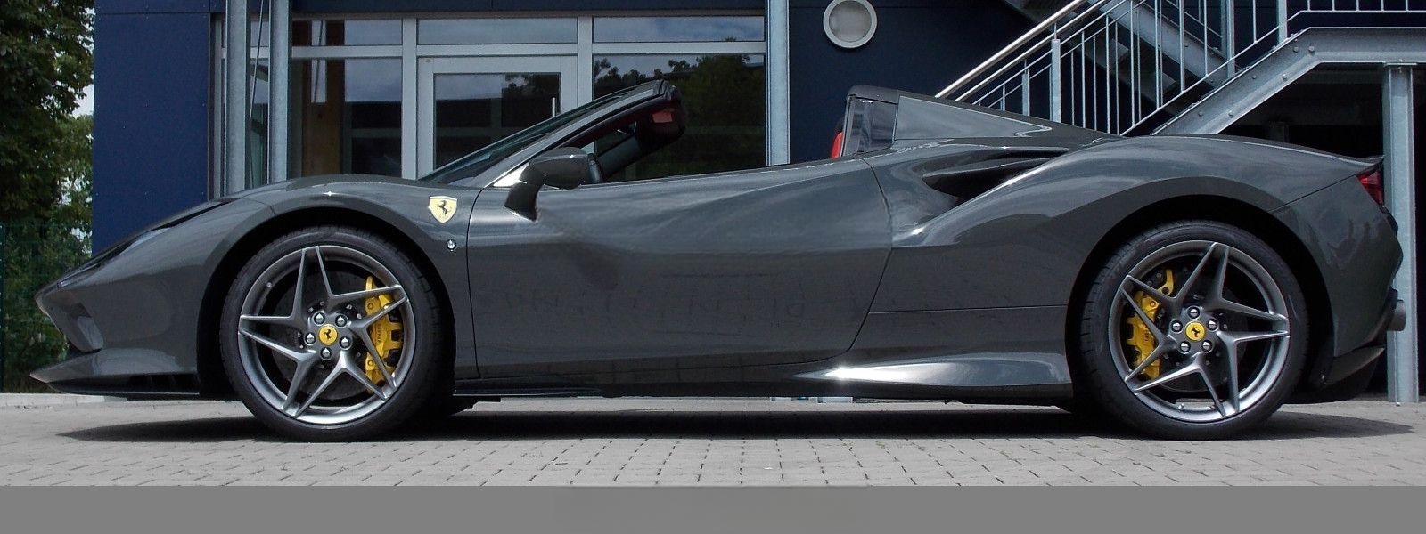 Ferrari F8 Spider Carbon / Lift / Racing Seats foto 3