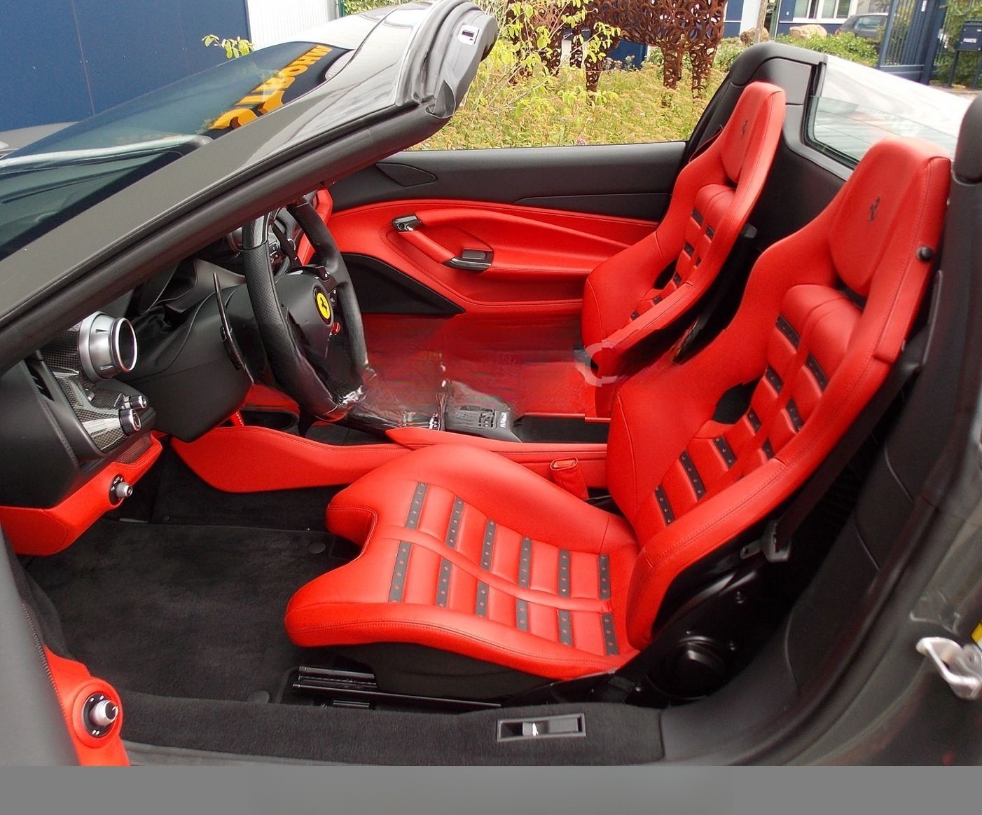 Ferrari F8 Spider Carbon / Lift / Racing Seats foto 7