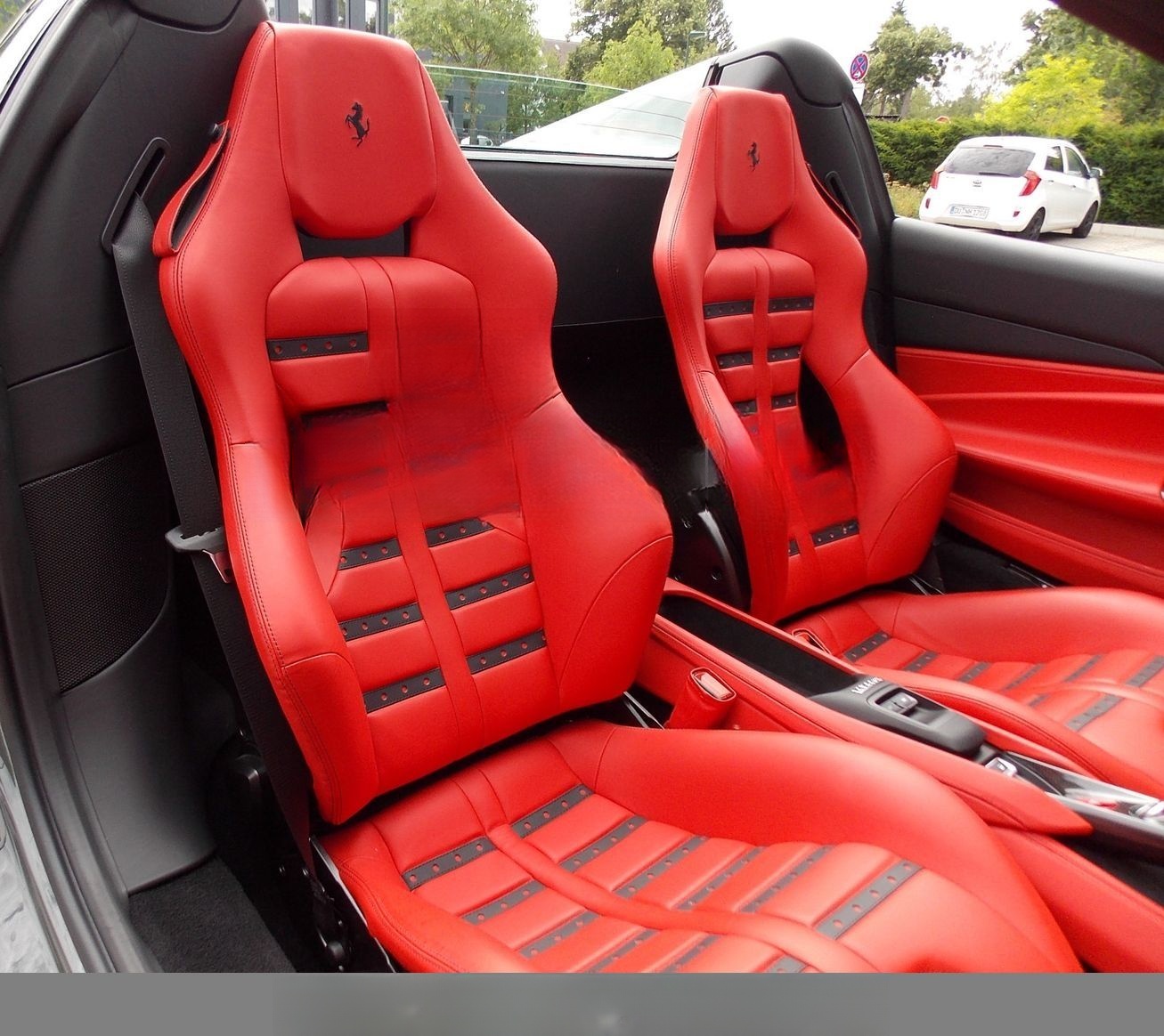 Ferrari F8 Spider Carbon / Lift / Racing Seats foto 9