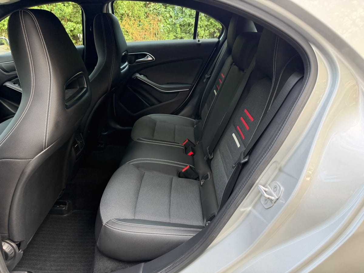 Mercedes-Benz A 200 CDI AMG-Line Navi TÜV Neu foto 13
