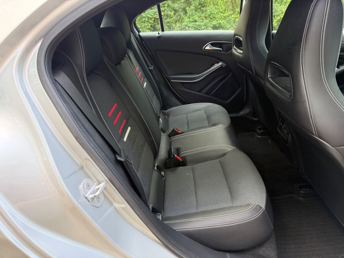 Mercedes-Benz A 200 CDI AMG-Line Navi TÜV Neu foto 14
