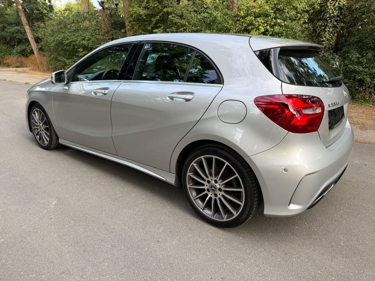 Mercedes-Benz A 200 CDI AMG-Line Navi TÜV Neu foto 9